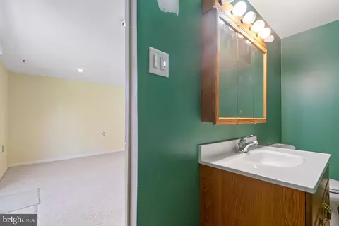 18 Perryoak, Nottingham, MD 21236 photo 27