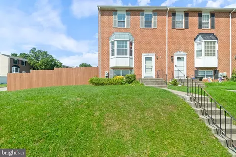 18 Perryoak, Nottingham, MD 21236