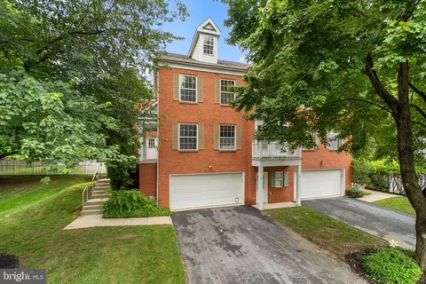 8 Lucy Ct #57, Reisterstown, MD 21136
