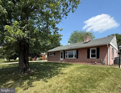 9103 Simms Ave, Parkville, MD 21234