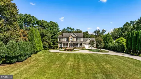 12519 Falls Rd, Cockeysville, MD 21030