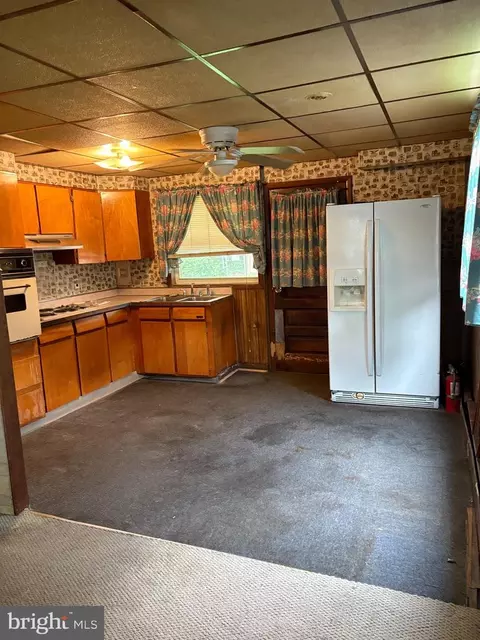 Kitchen - 107 Compass Rd, Middle River, MD 21220 photo 1 of 2