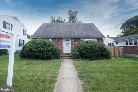 2027 Norhurst Way N, Catonsville, MD 21228