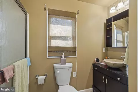 Bath - 2518 S Snyder Ave, Sparrows Point, MD 21219 photo 1 of 2