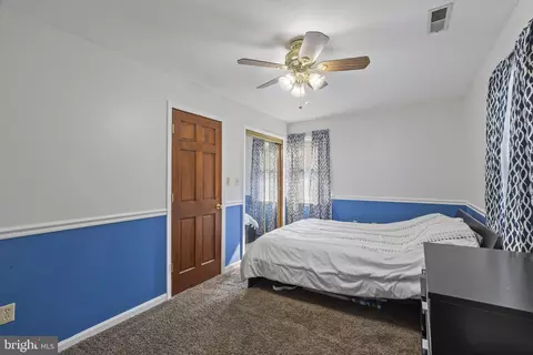 Entry Way - 2518 S Snyder Ave, Sparrows Point, MD 21219 photo 4 of 4