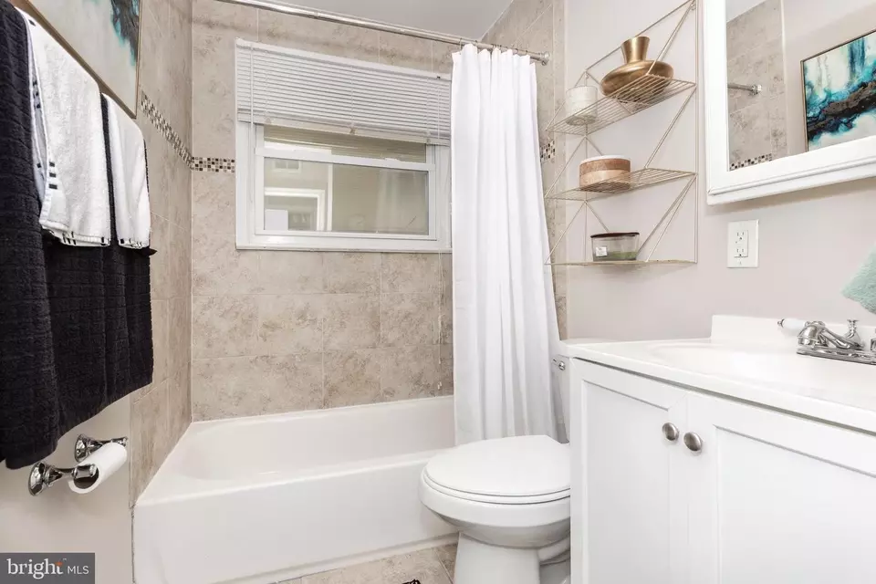 Bath - 737 Silver Creek Rd, Pikesville, MD 21208 photo 1 of 1