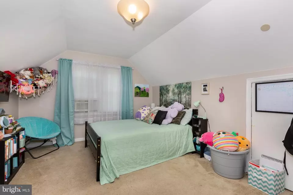 Bedroom - 737 Silver Creek Rd, Pikesville, MD 21208 photo 5 of 7