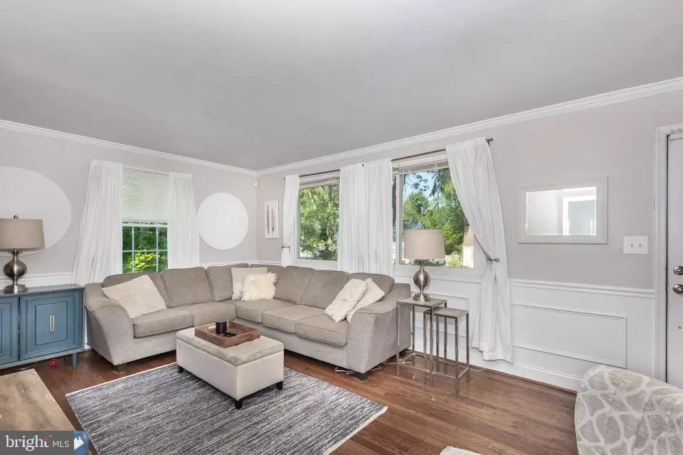 Living - 737 Silver Creek Rd, Pikesville, MD 21208 photo 2 of 2