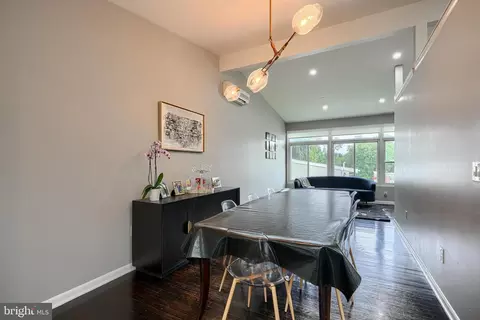 6808 Timberlane Rd, Baltimore, MD 21209 photo 8