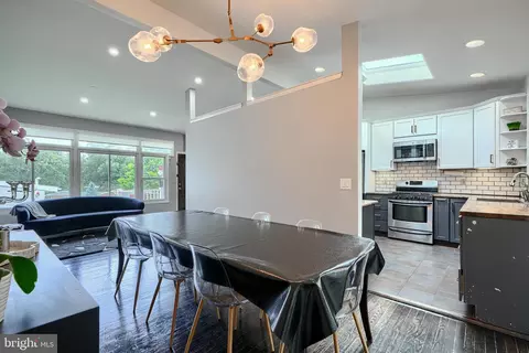 6808 Timberlane Rd, Baltimore, MD 21209 photo 9