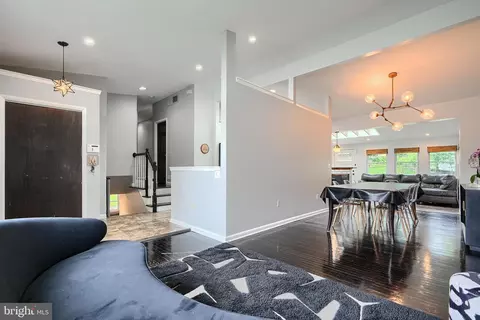 6808 Timberlane Rd, Baltimore, MD 21209 photo 6