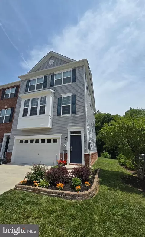 921 Sandy Run Rd, Middle River, MD 21220 photo 3