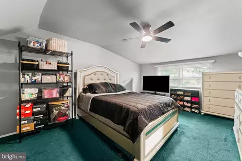 Bedroom - 1922 Brookdale Rd, Windsor Mill, MD 21244 photo 5 of 6
