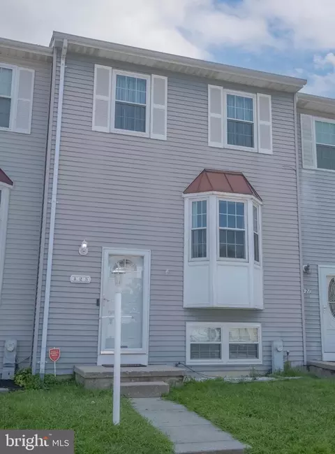 423 Kosoak Rd, Middle River, MD 21220