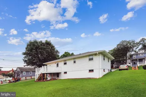 301 2nd Ave, Lansdowne, MD 21227 photo 7