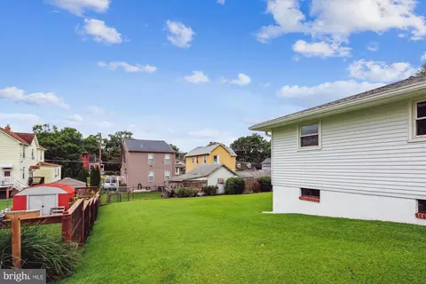301 2nd Ave, Lansdowne, MD 21227 photo 8