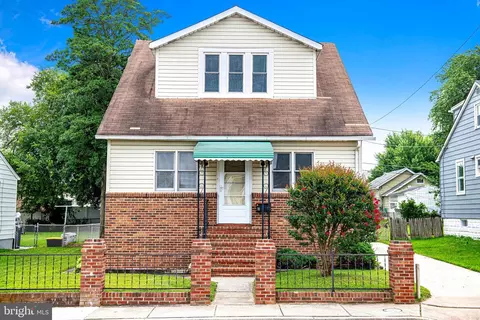 3107 Green Hill Rd, Sparrows Point, MD 21219