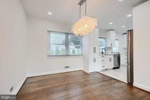 6807 Chippewa Dr, Baltimore, MD 21209 photo 9