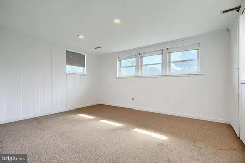 6807 Chippewa Dr, Baltimore, MD 21209 photo 22