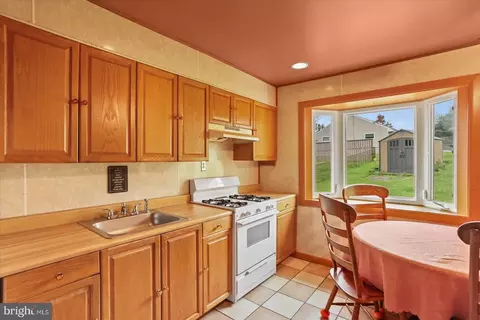 Kitchen - 2012 Longview Ave, Baltimore, MD 21237 photo 1 of 3