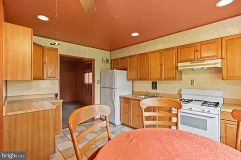 Kitchen - 2012 Longview Ave, Baltimore, MD 21237 photo 2 of 3