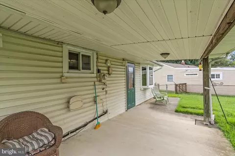 Exterior - 2012 Longview Ave, Baltimore, MD 21237 photo 6 of 7