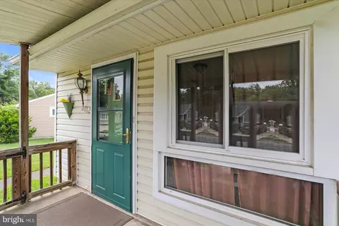 Exterior - 2012 Longview Ave, Baltimore, MD 21237 photo 4 of 7