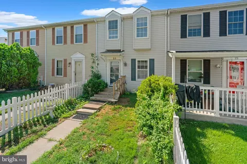 23 Holcumb Ct, Middle River, MD 21220 photo 4