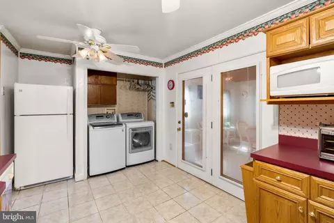 23 Holcumb Ct, Middle River, MD 21220 photo 17