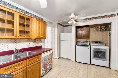 23 Holcumb Ct, Middle River, MD 21220 photo 16