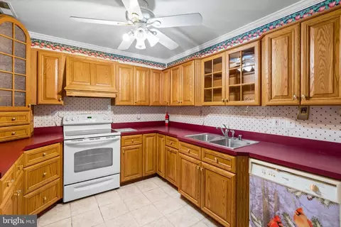 23 Holcumb Ct, Middle River, MD 21220 photo 14