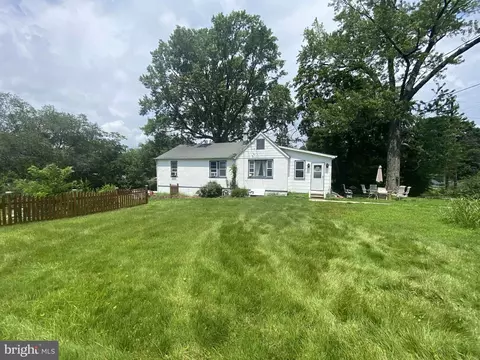 1000 Lourdes Rd, Essex, MD 21221