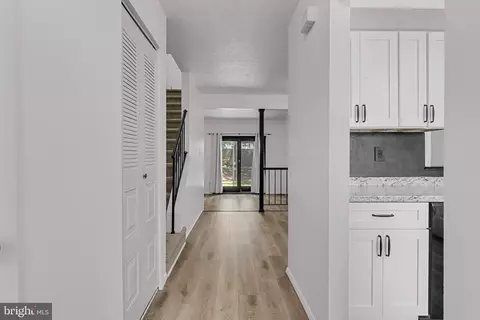 32 Chattuck Ct, Middle River, MD 21220 photo 4