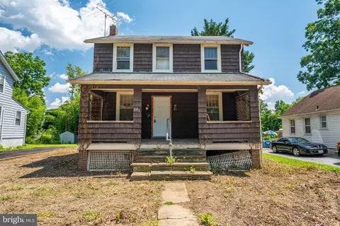 227 Clarendon Ave, Pikesville, MD 21208