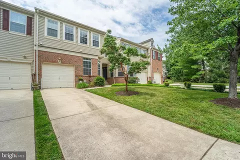 19 Pepperdine Cir, Catonsville, MD 21228