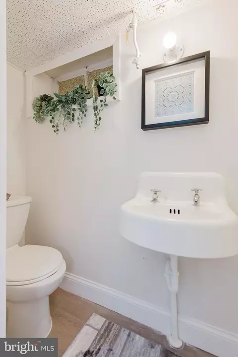 Bath - 570 47th St, Baltimore, MD 21224 photo 2 of 2