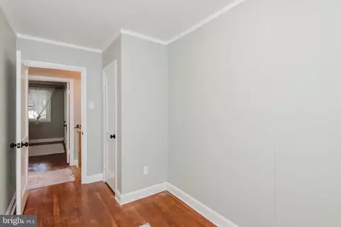 Entry Way - 570 47th St, Baltimore, MD 21224 photo 5 of 5