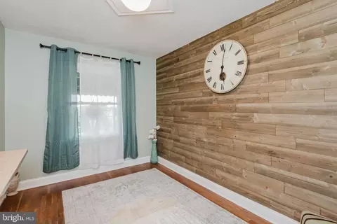 Entry Way - 570 47th St, Baltimore, MD 21224 photo 1 of 5