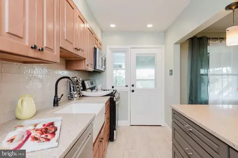Other - 570 47th St, Baltimore, MD 21224 photo 4 of 13