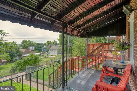 Exterior - 570 47th St, Baltimore, MD 21224 photo 5 of 9