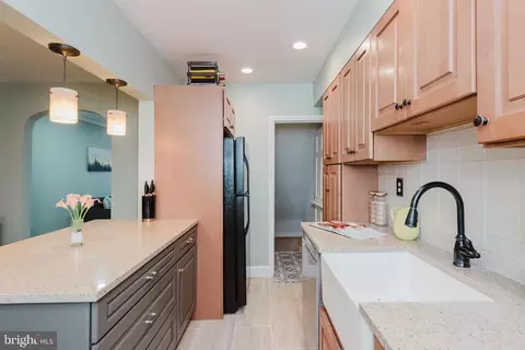 Kitchen - 570 47th St, Baltimore, MD 21224 photo 4 of 4