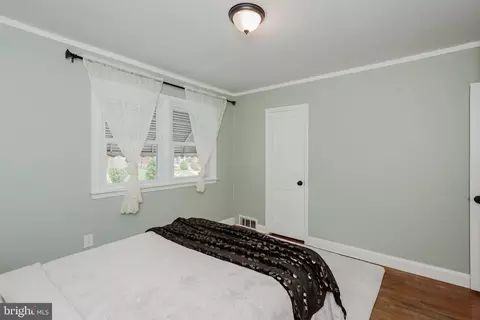 Bedroom - 570 47th St, Baltimore, MD 21224 photo 4 of 7