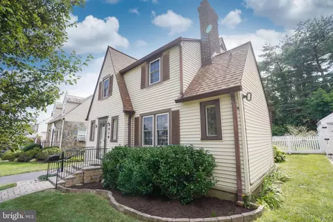 Exterior - 616 Warwick Rd, Baltimore, MD 21229 photo 3 of 7