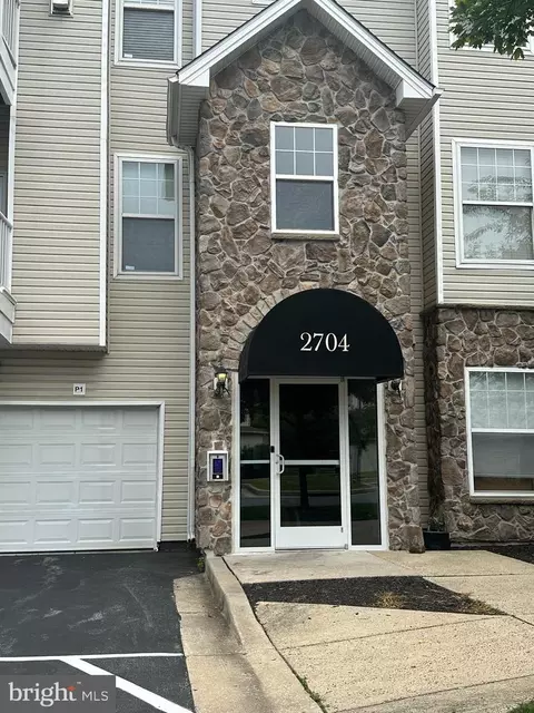 2704 Gresham Way #303, Windsor Mill, MD 21244 photo 2