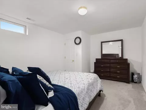 Bedroom - 1914 Meadowgate Ct, Windsor Mill, MD 21244 photo 9 of 10