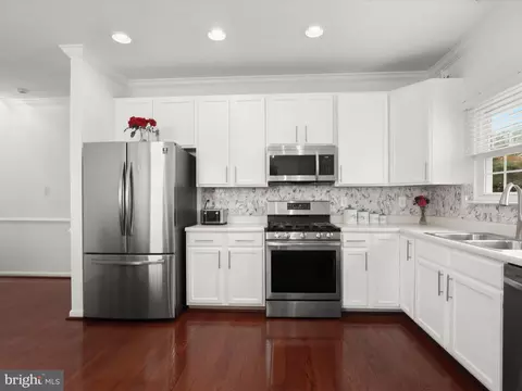 Kitchen - 1914 Meadowgate Ct, Windsor Mill, MD 21244 photo 5 of 5