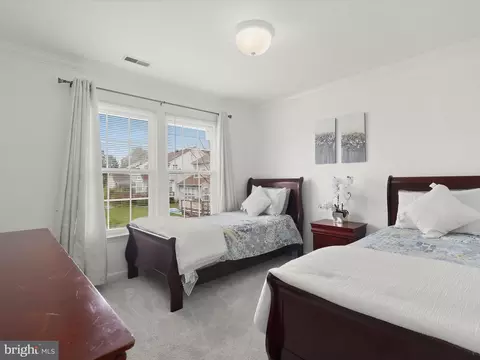 Bedroom - 1914 Meadowgate Ct, Windsor Mill, MD 21244 photo 7 of 10