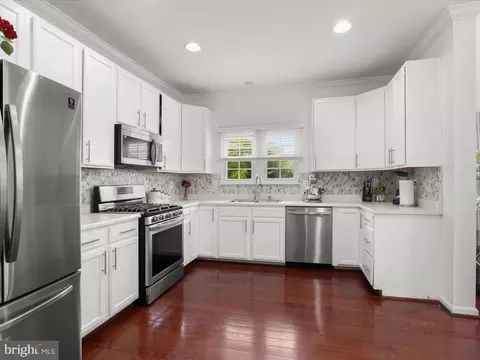 Kitchen - 1914 Meadowgate Ct, Windsor Mill, MD 21244 photo 3 of 5