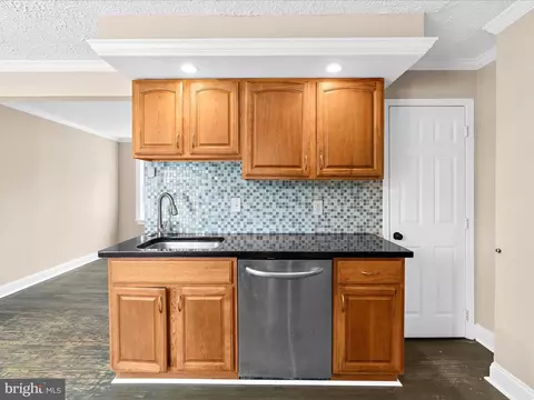 Kitchen - 19 Flagship Rd, Dundalk, MD 21222 photo 2 of 3