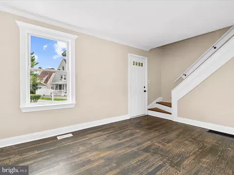 Living - 19 Flagship Rd, Dundalk, MD 21222 photo 3 of 5